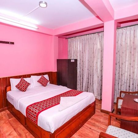 קטמנדו Hotel Plumeria Inn מראה חיצוני תמונה