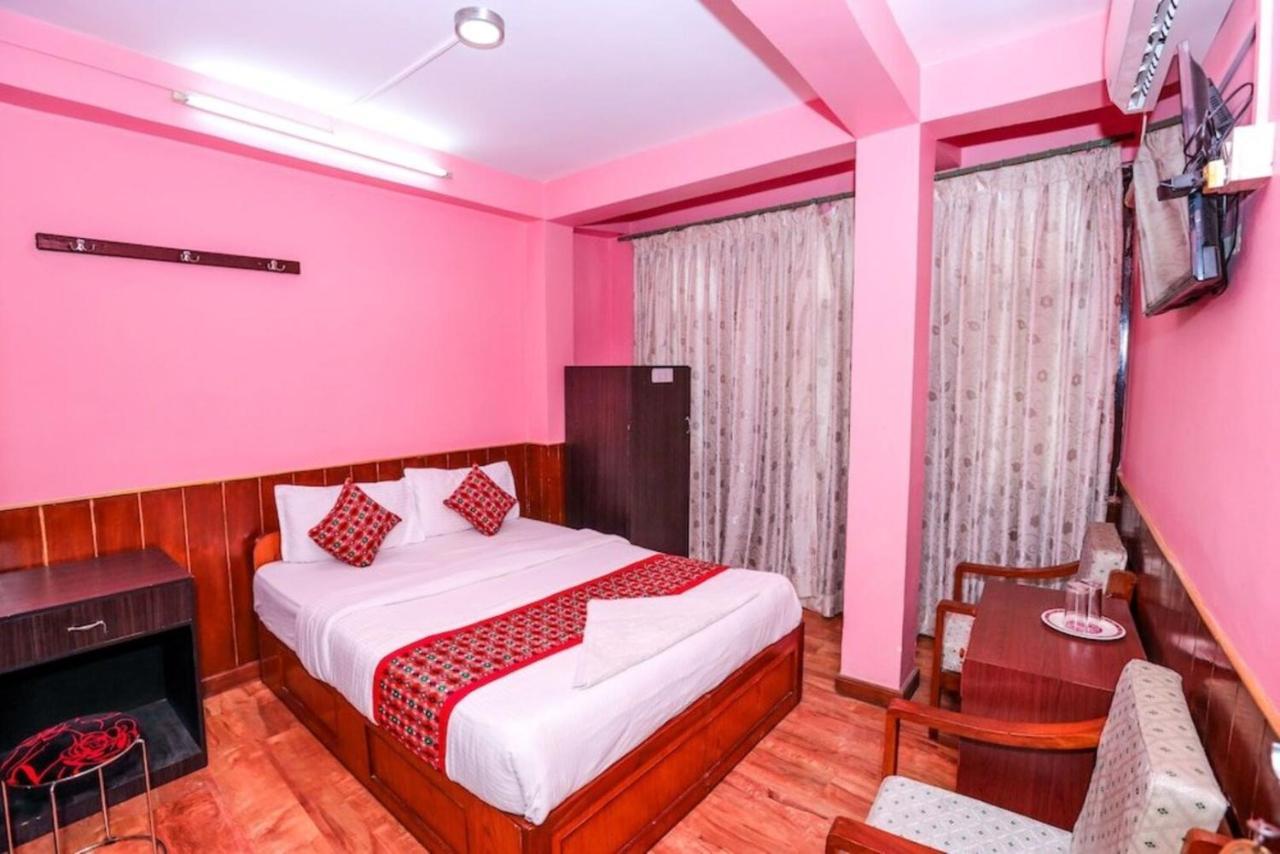 קטמנדו Hotel Plumeria Inn מראה חיצוני תמונה